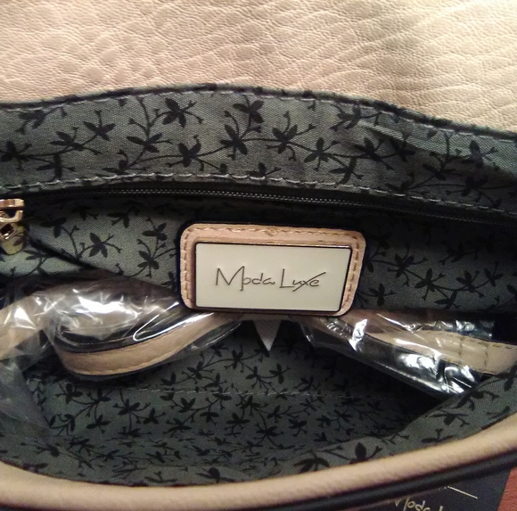MODA LUXE® Designer Handbag - Picture 1 of 5